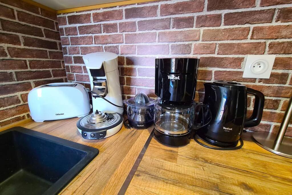 Le Cocon Valenciennois - Hypercentre - Netflix - Toutes Chaines Tv - Vieux Valenciennes Apartment ภายนอก รูปภาพ